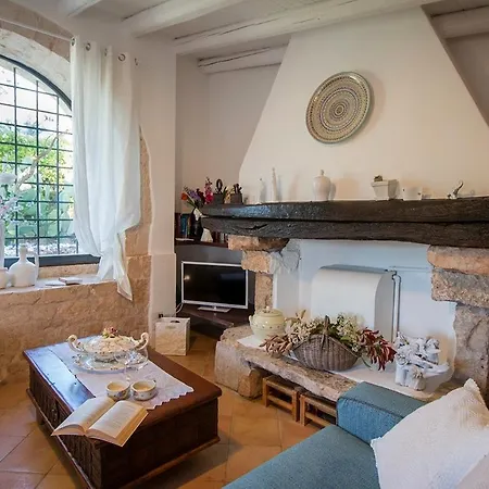 Trulli Castiglione Villa *